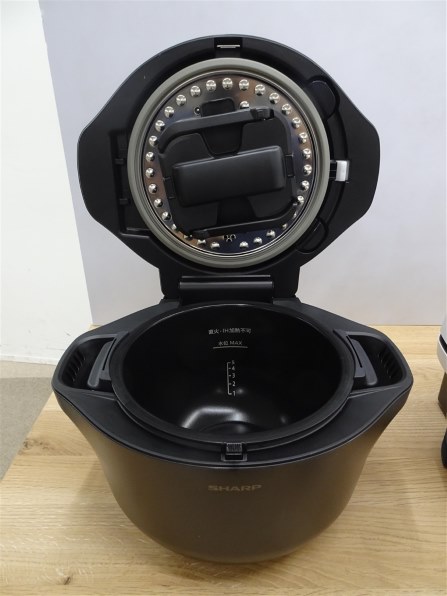 シャープ ヘルシオ ホットクック KN-HW24H 価格比較 - 価格.com