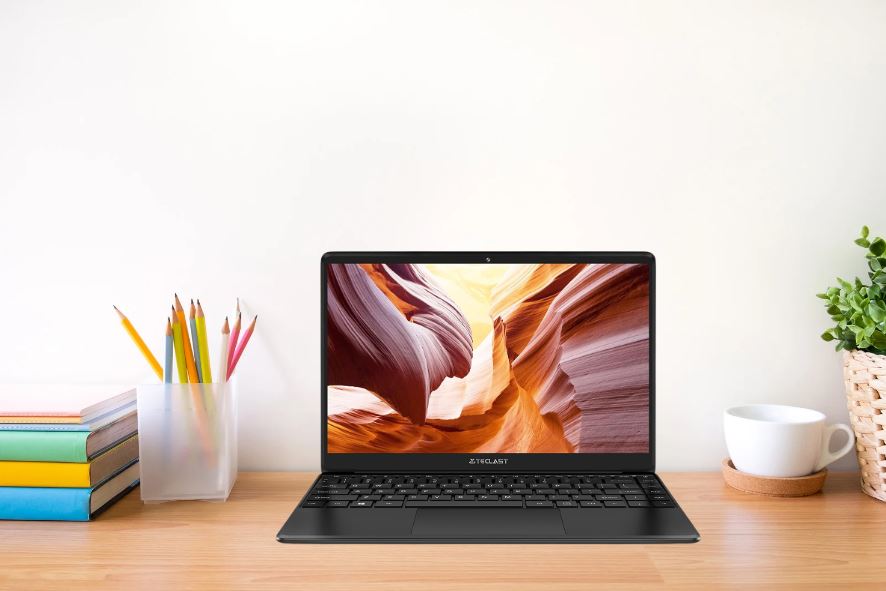 Teclast F6 Core m3-7Y30 メモリ8GB SSD128GB 2025年版】Teclast F6