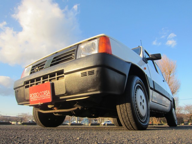 フィアット パンダ1.1 ホビー | ROSSO CORSA