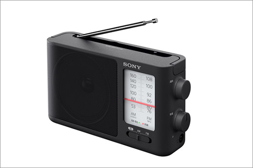 昔ながらのデザインで扱いやすい ソニーのラジオ「ICF-506」発表