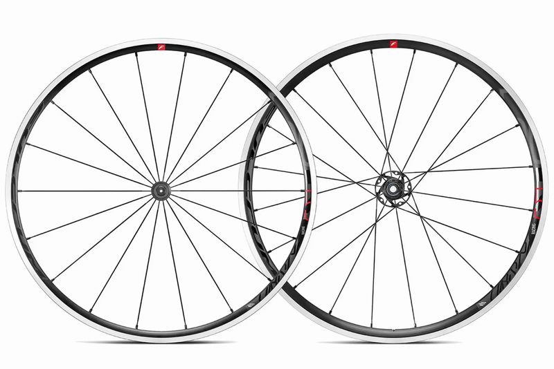 フルクラムレーシング5｜ワイドリム3万以下の定番ホイール！