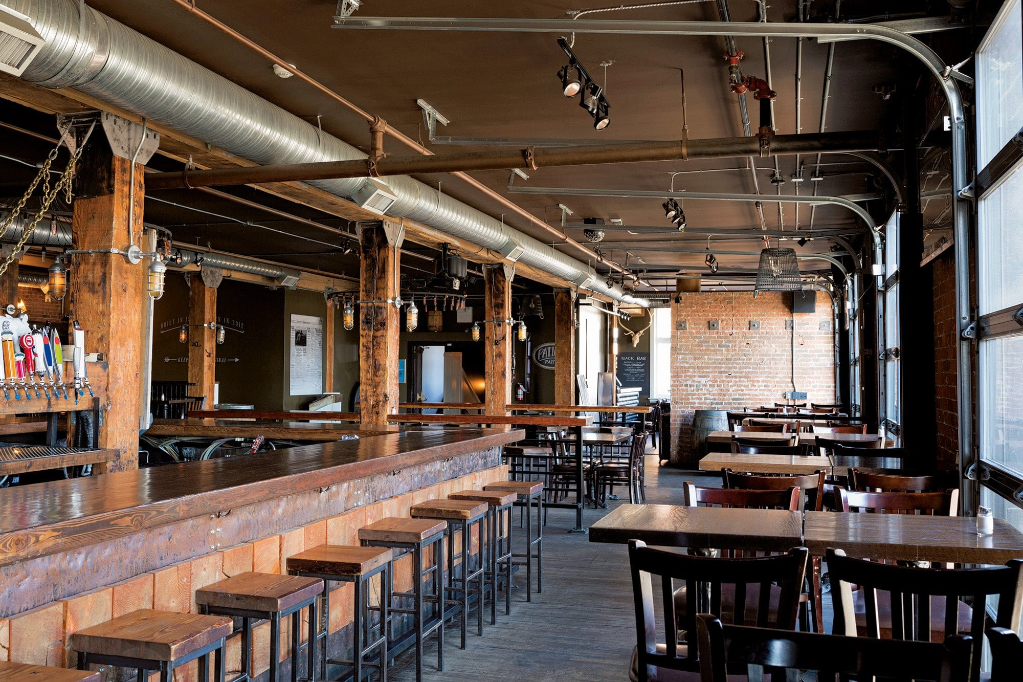 フック王国】アンティーク調｜スガツネ工業