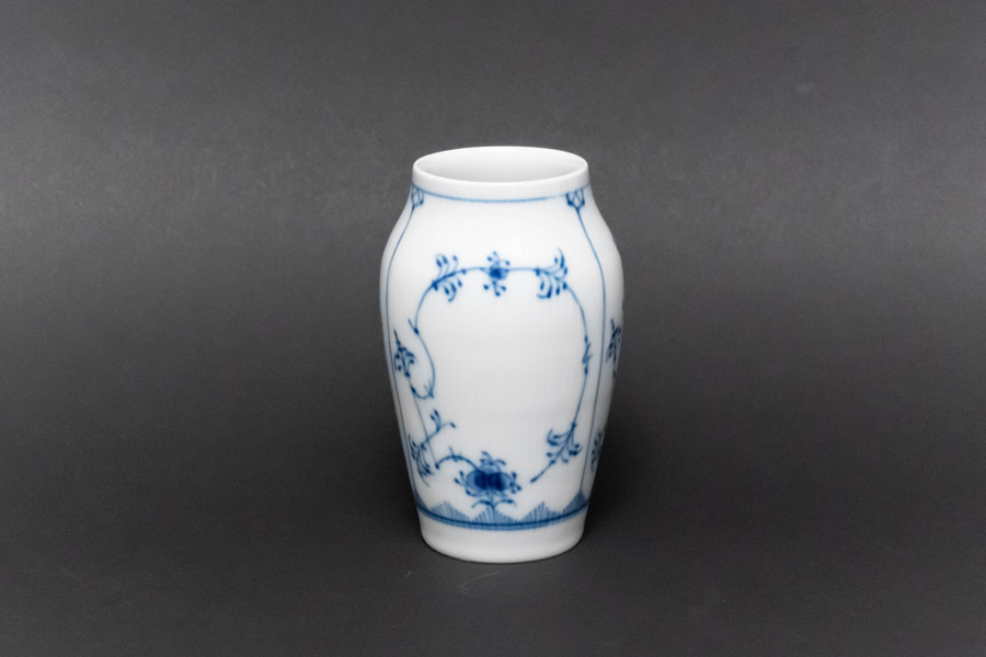 ロイヤル・コペンハーゲン ブルーフルーテッドプレイン フラワーベース