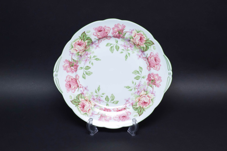 ベルナルド ユージェニー ハンドル付ケーキプレートを買い取りました