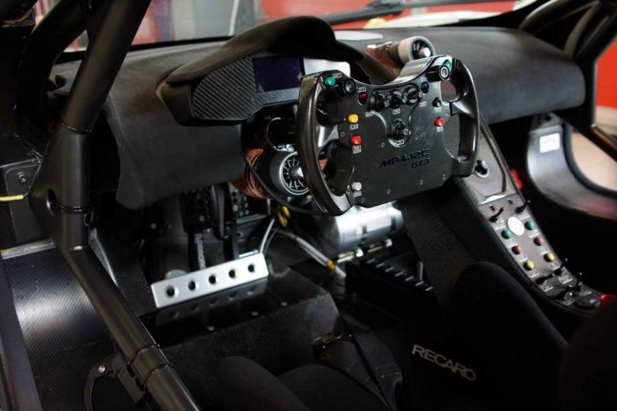Test Drive: Fanatec Mclaren GT3 v2 Wheel Review