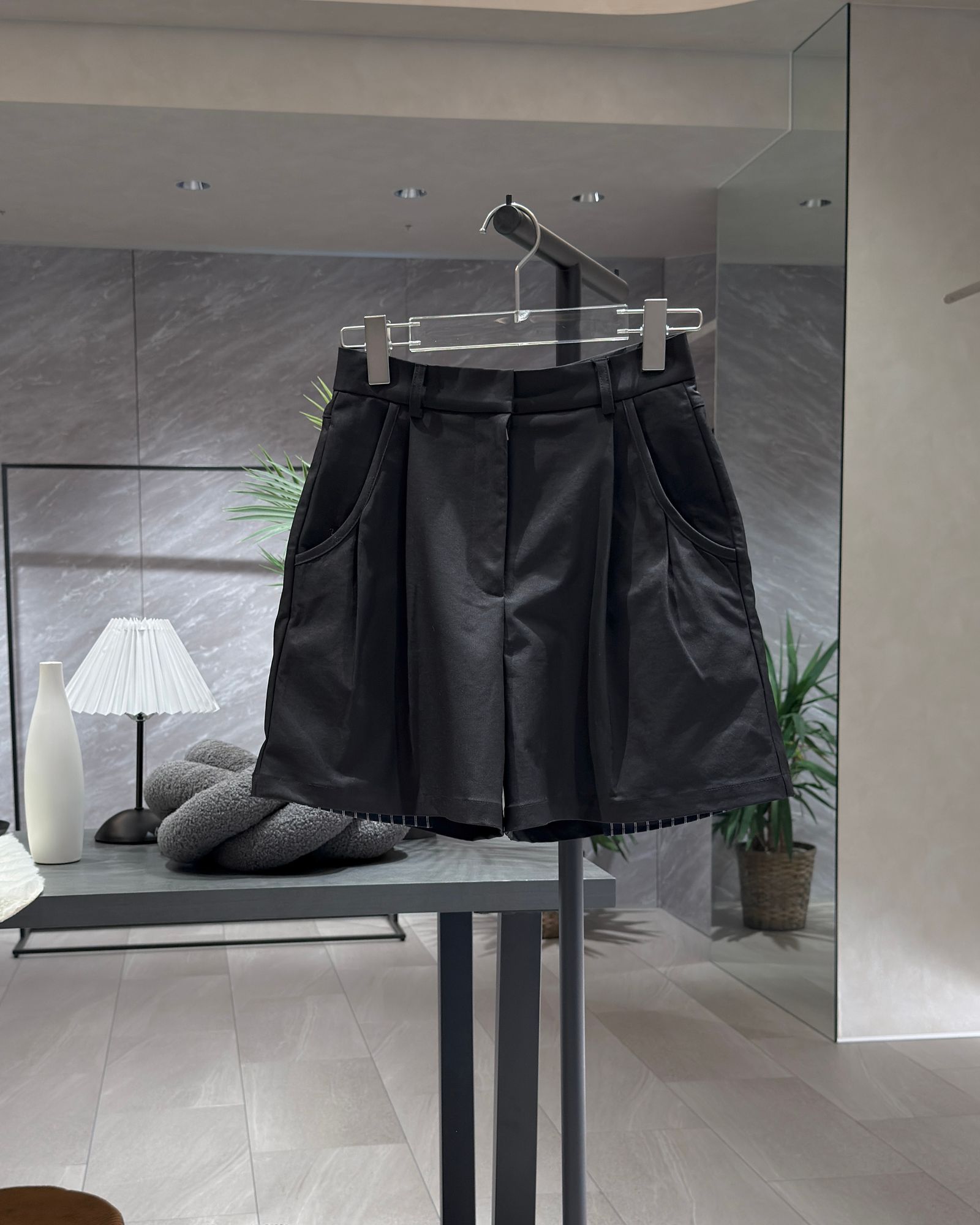 WILLFULLY - stripe pocket peep tuck chino S/PT / タックチノ