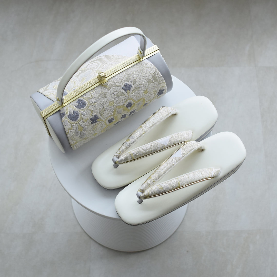 草履バッグセット 正絹帯地 3枚芯 宝相華文】フォーマル用 グレー 訪問