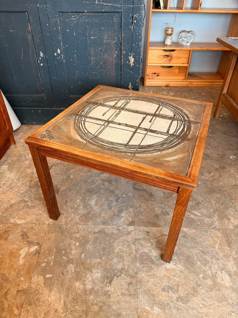 TILE TOP TABLE