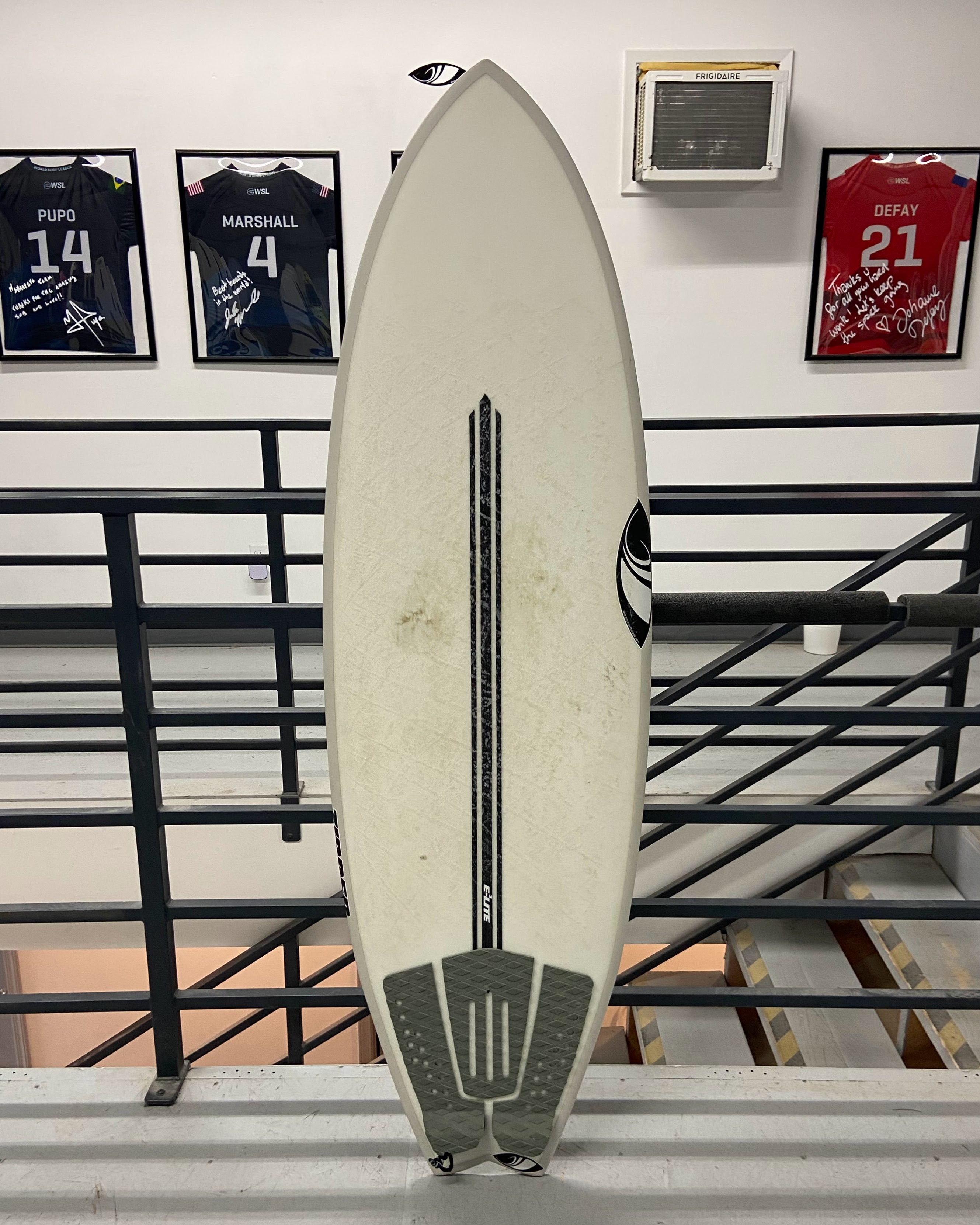 Zipper (E3-LITE) – SHARP EYE JAPAN シャープアイサーフボード ジャパン