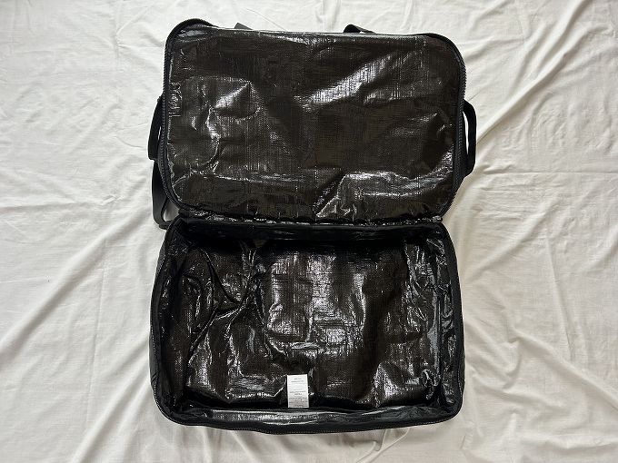 BURTONのギグ70Lダッフルバッグをレビュー!サイズ感や使った感じなど