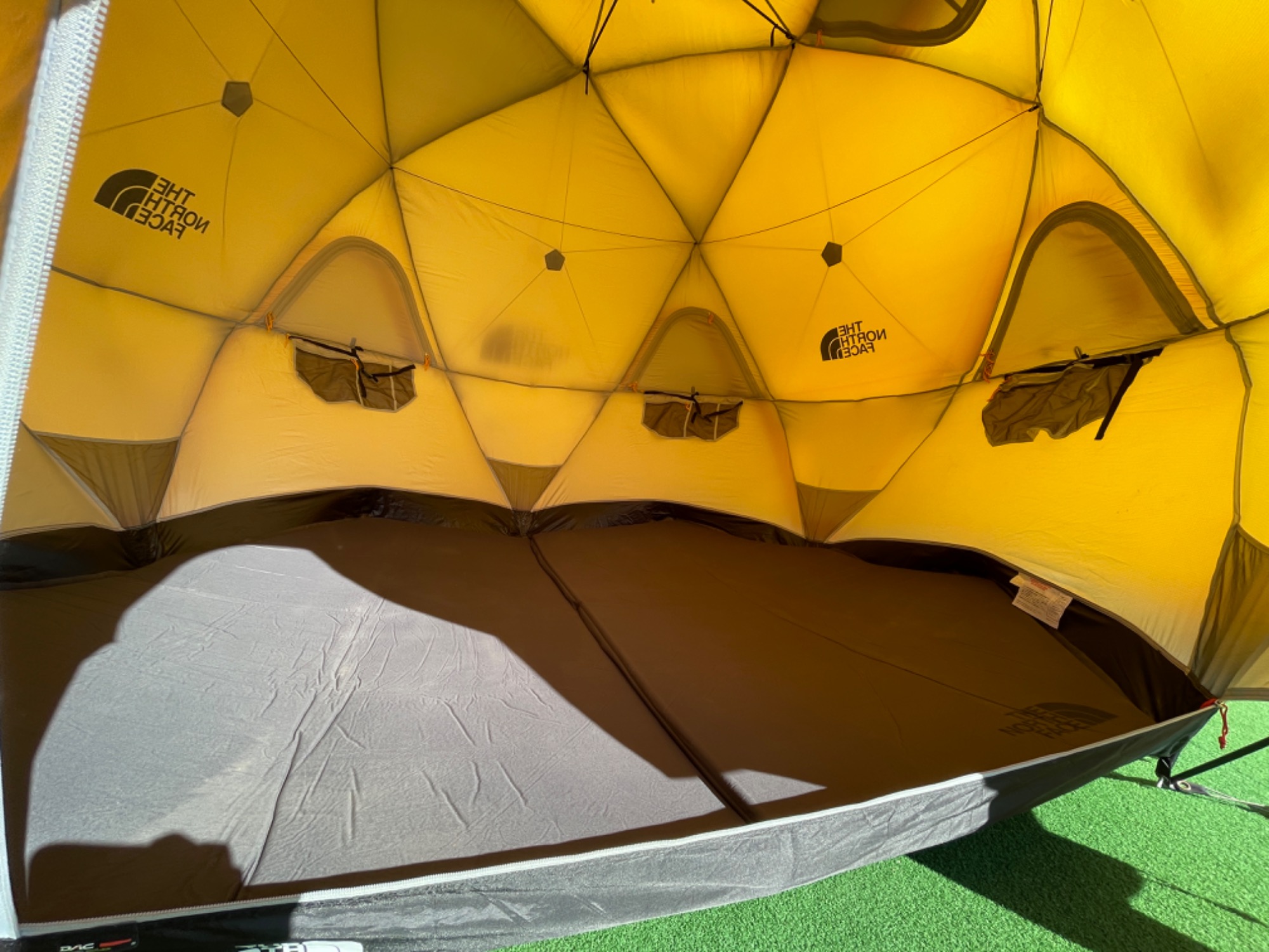 新年1発目のテントはこちら！！ノースフェイス「ジオドーム4」をご紹介