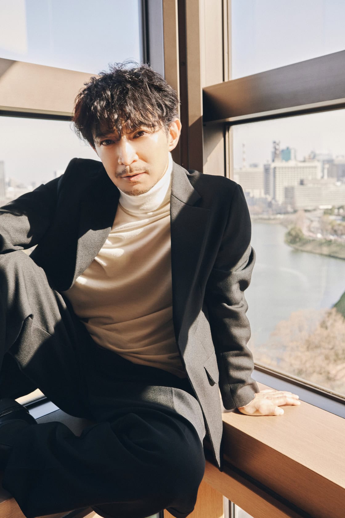 津田健次郎】現実では「生まれてこの方、“貴様”って一度も言ったこと