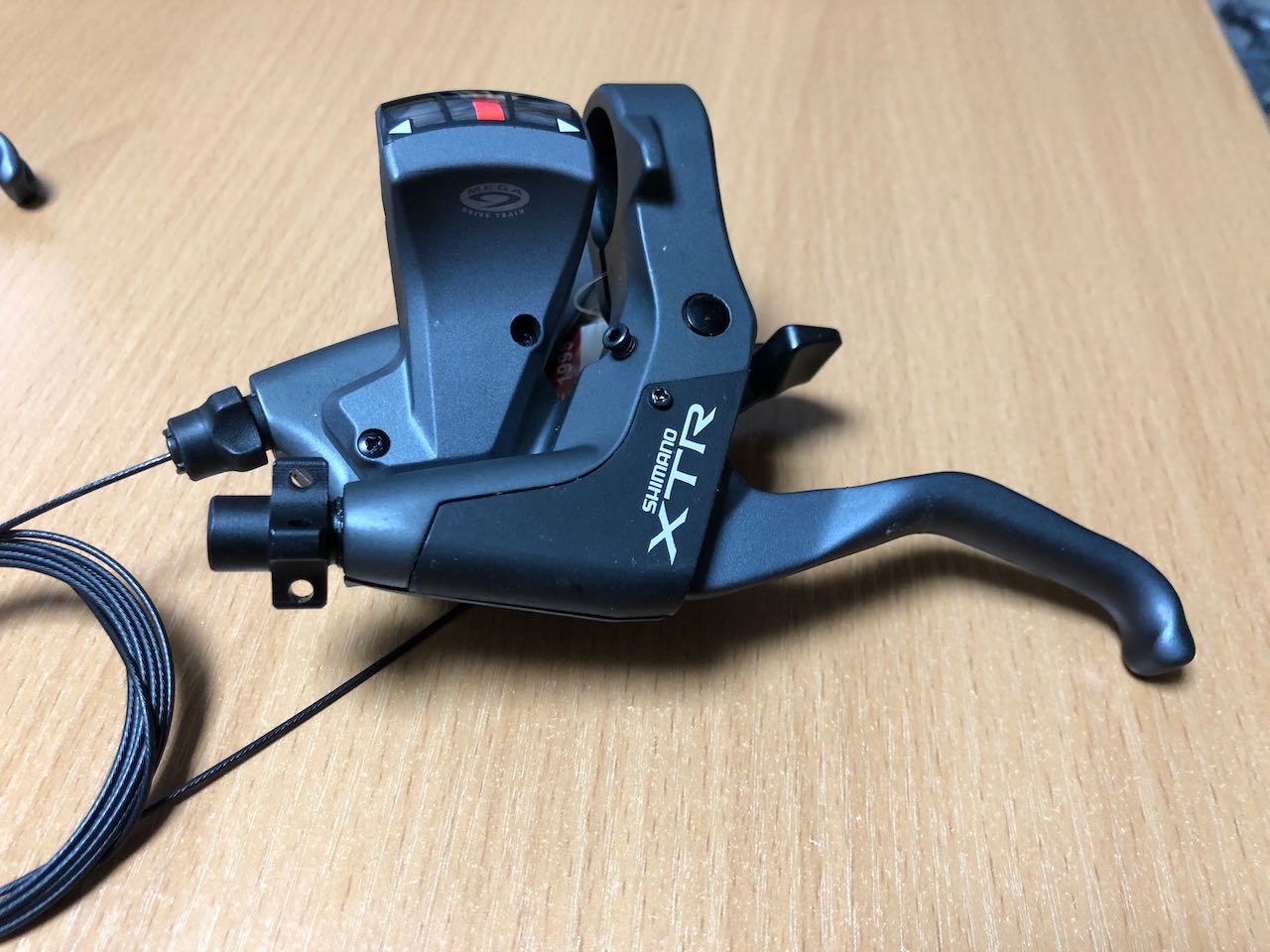 950系XTRラピットファイヤーレバーの珍品 | CAMBIO工房