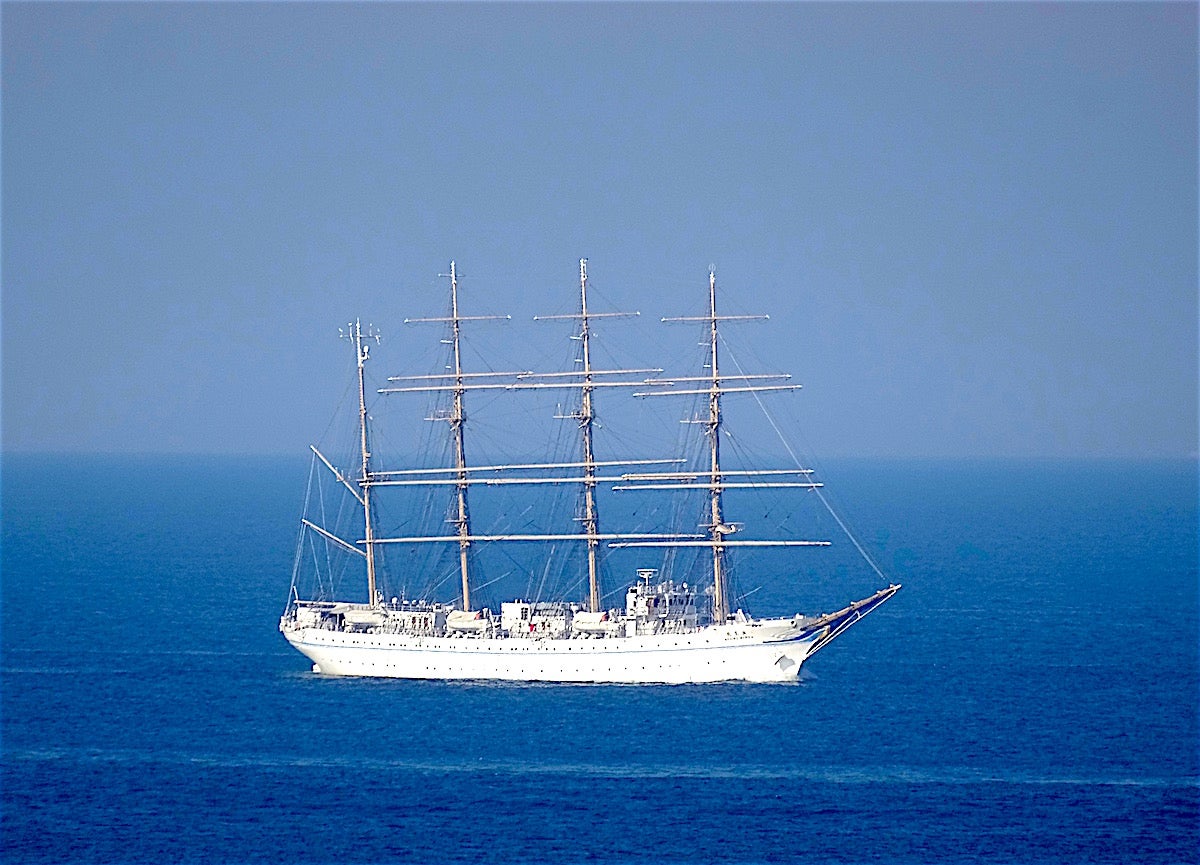 練習帆船「海王丸」 | 大型船雲MARU