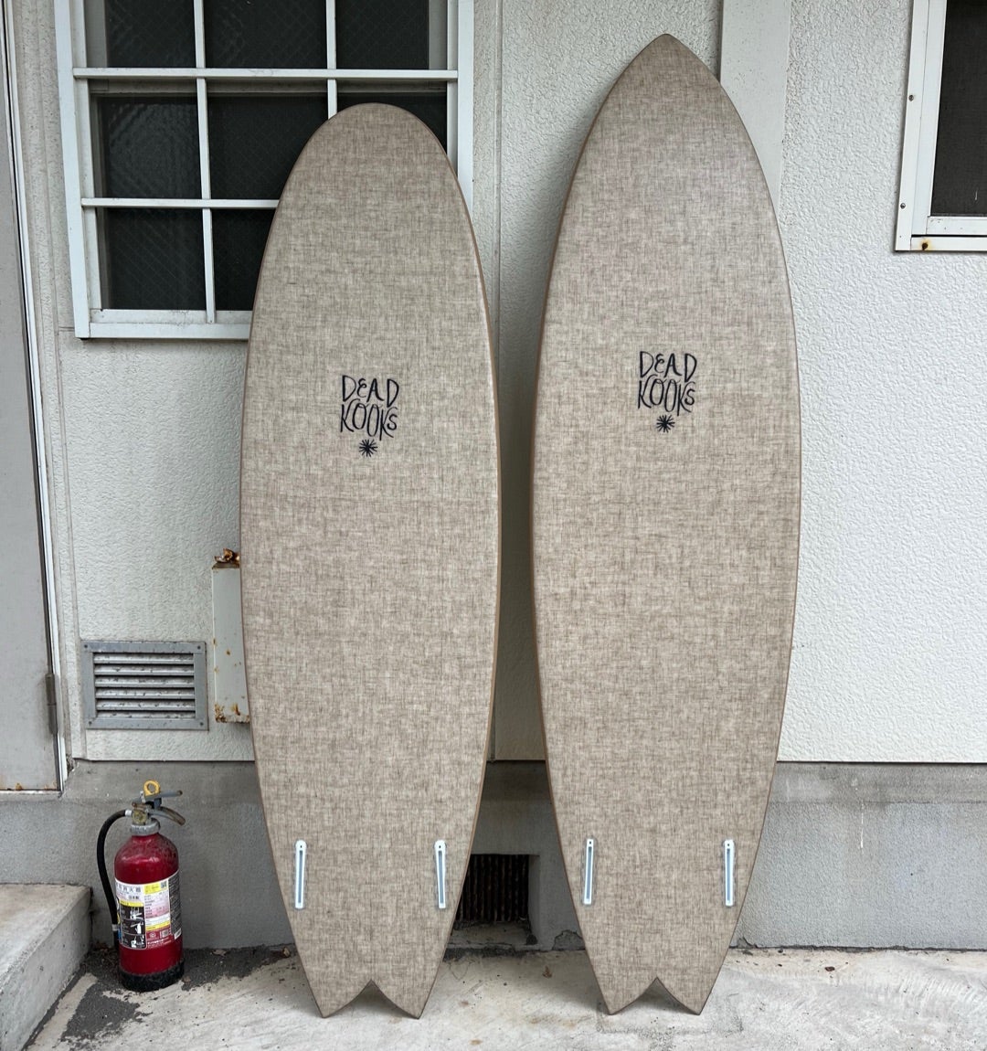 プロも波に合わせてボードを変える時代、deadkooksのEPSがついに入荷
