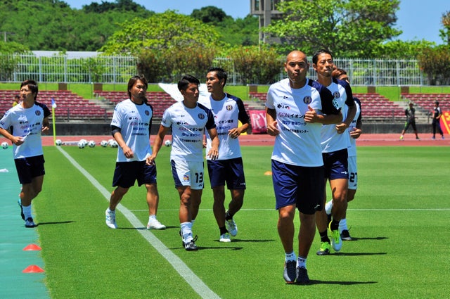沖縄SVの新監督求む！ サッカー元日本代表 高原の挑戦！｜マクアケ