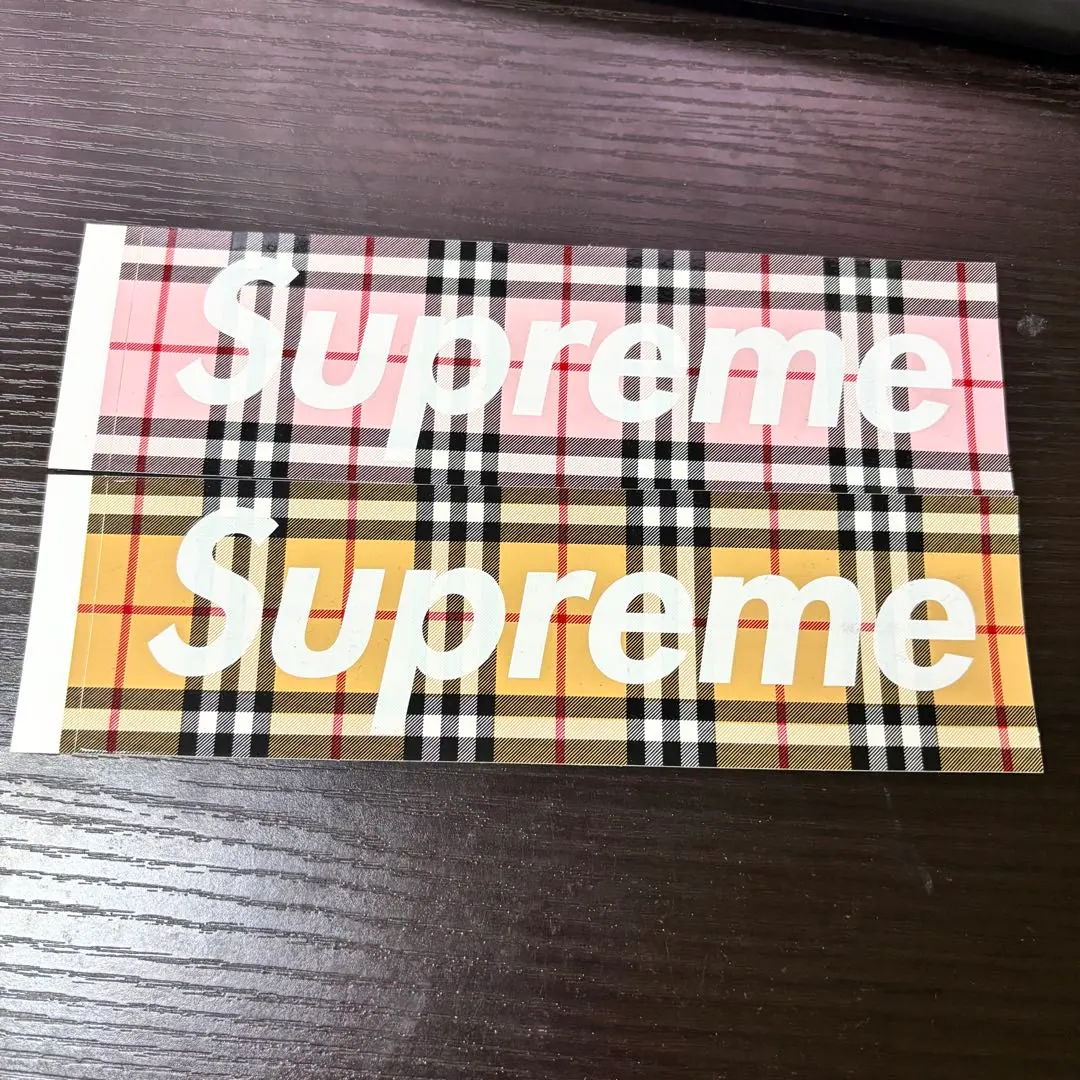 2026年最新】supreme burberry ステッカーの人気アイテム - メルカリ