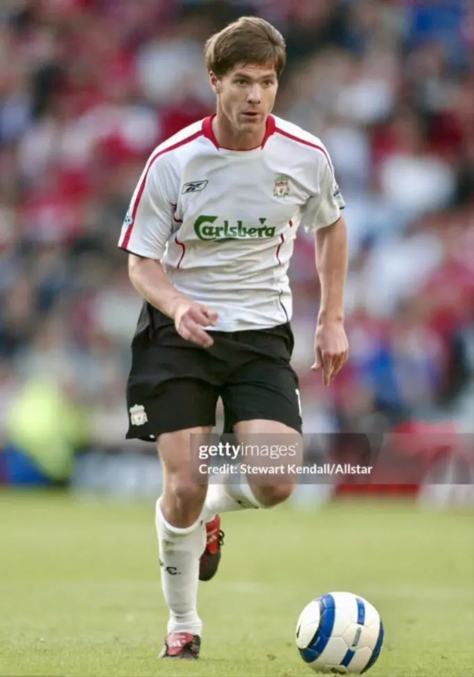 2026年最新】シャビ・アロンソ ユニフォームの人気アイテム - メルカリ