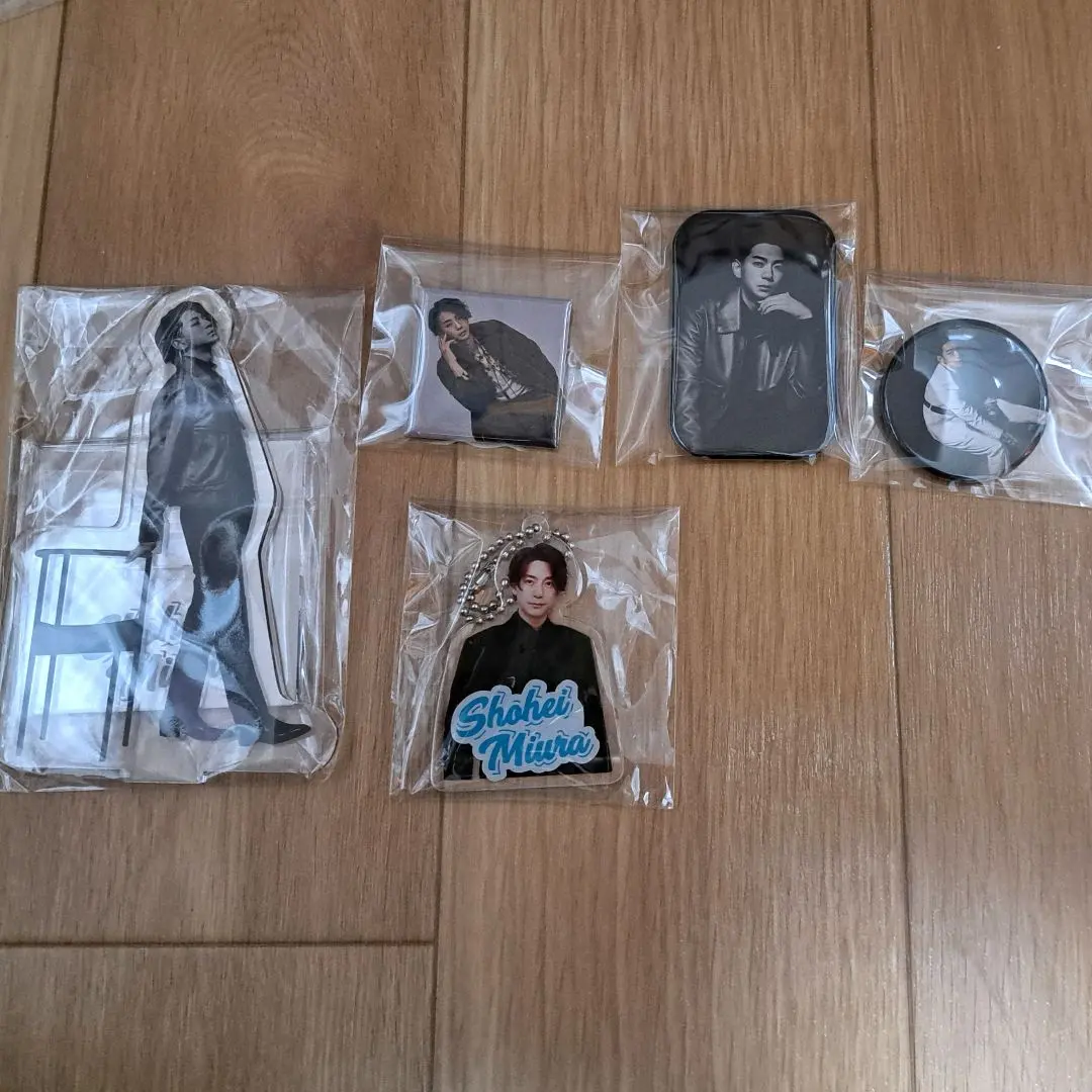 2026年最新】三浦翔平 アクスタの人気アイテム - メルカリ