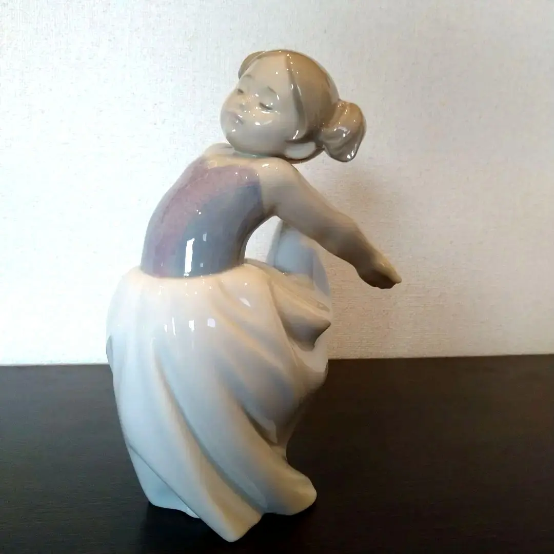 2026年最新】リヤドロ 姉妹の人気アイテム - メルカリ