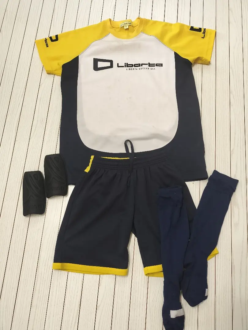 2026年最新】リベルタ ユニフォーム 160の人気アイテム - メルカリ