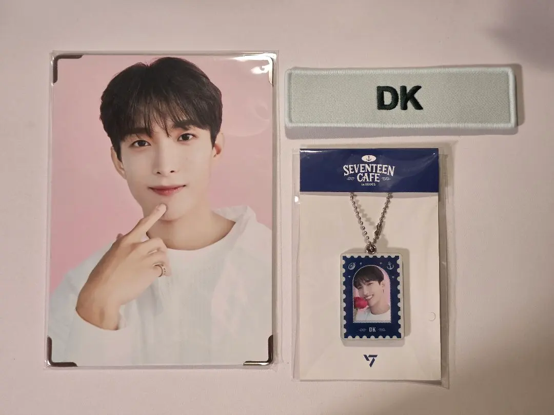 2026年最新】seventeen cafe seoul 未開封の人気アイテム - メルカリ