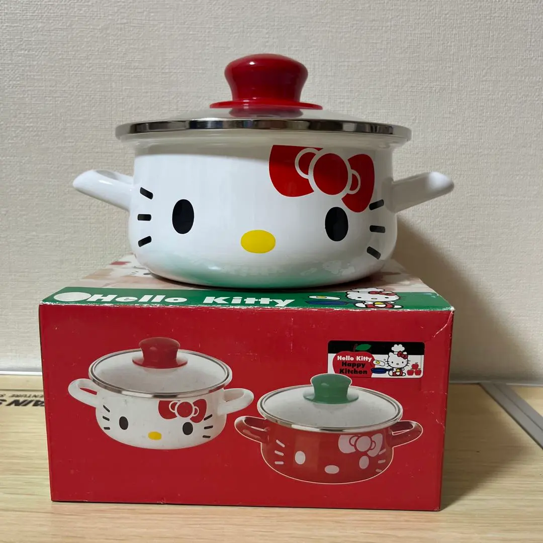 2026年最新】ハローキティホーロー両手鍋の人気アイテム - メルカリ