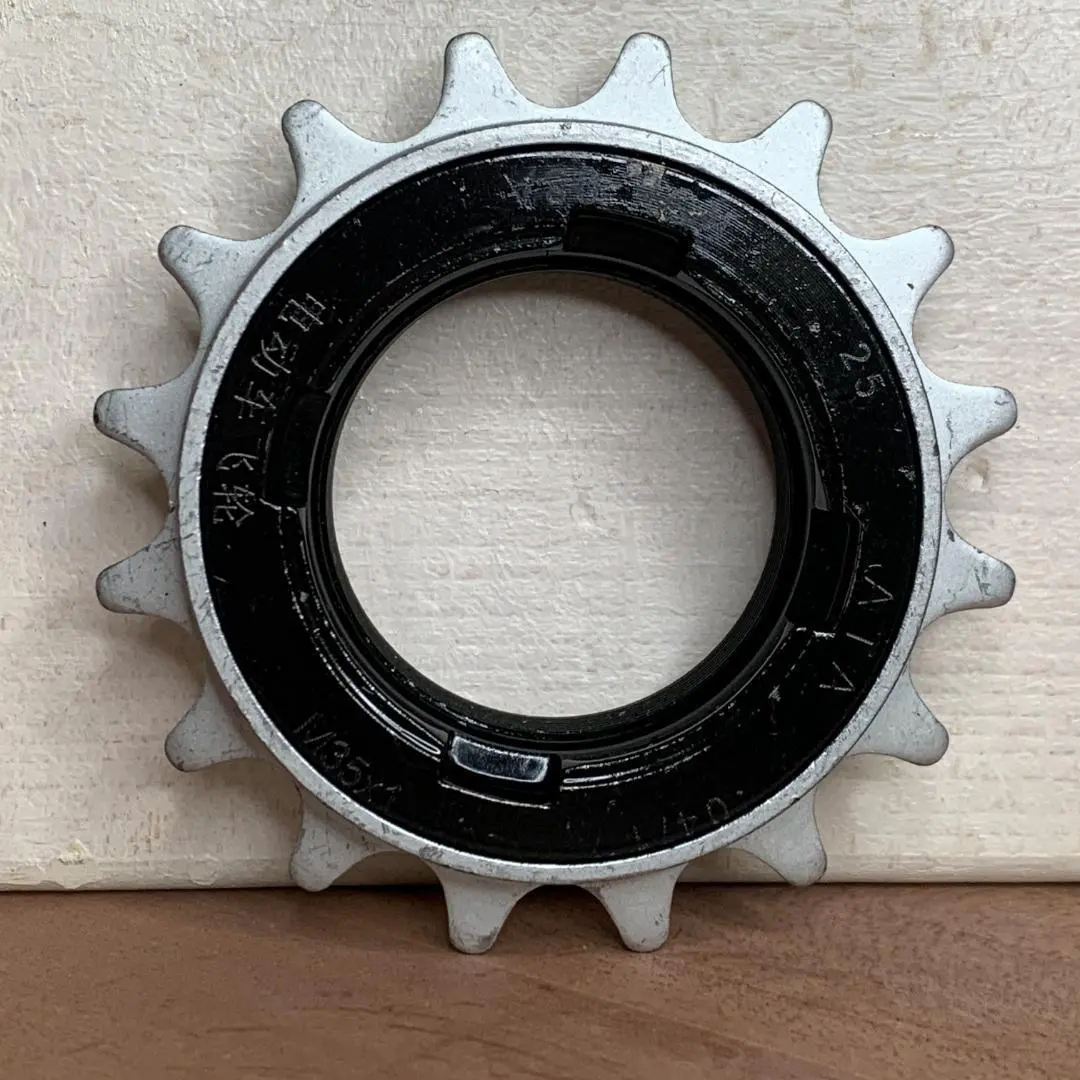 m62257425373_1.jpg?1762703551