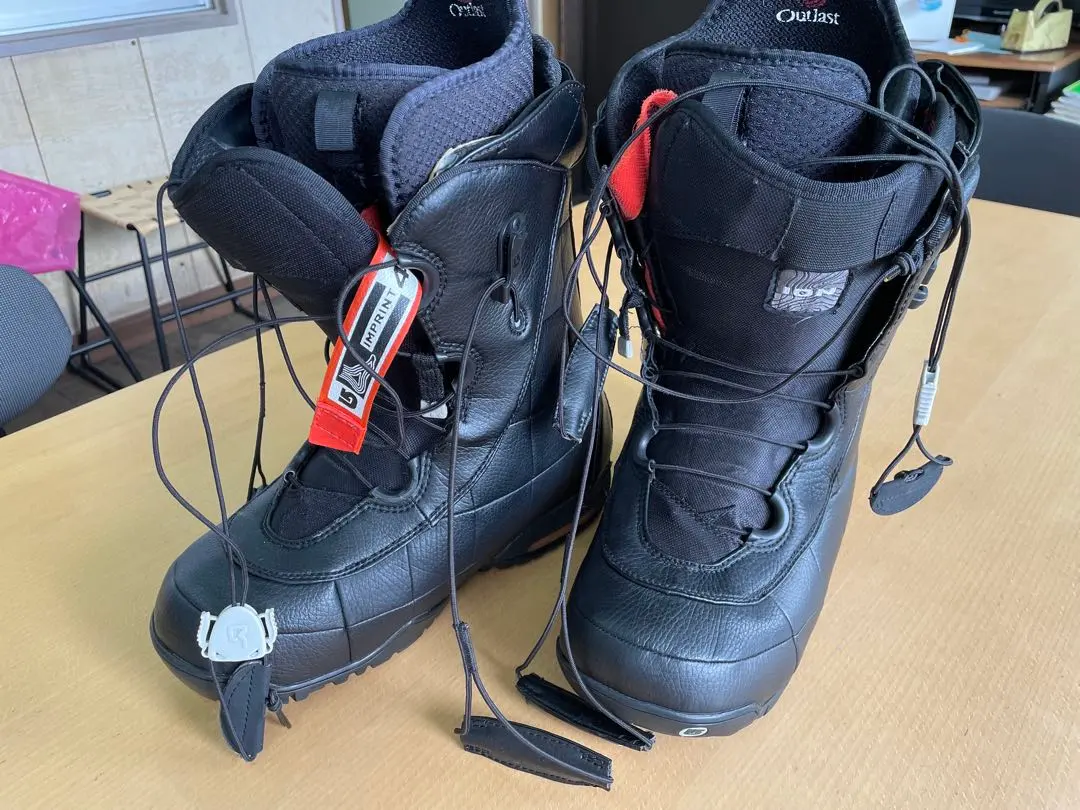 2026年最新】burton outlastの人気アイテム - メルカリ