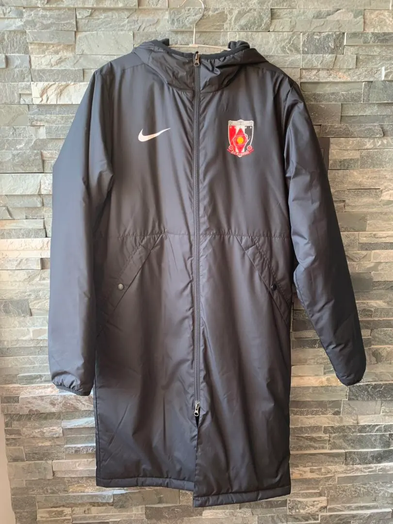 2026年最新】レッズ ベンチコートの人気アイテム - メルカリ