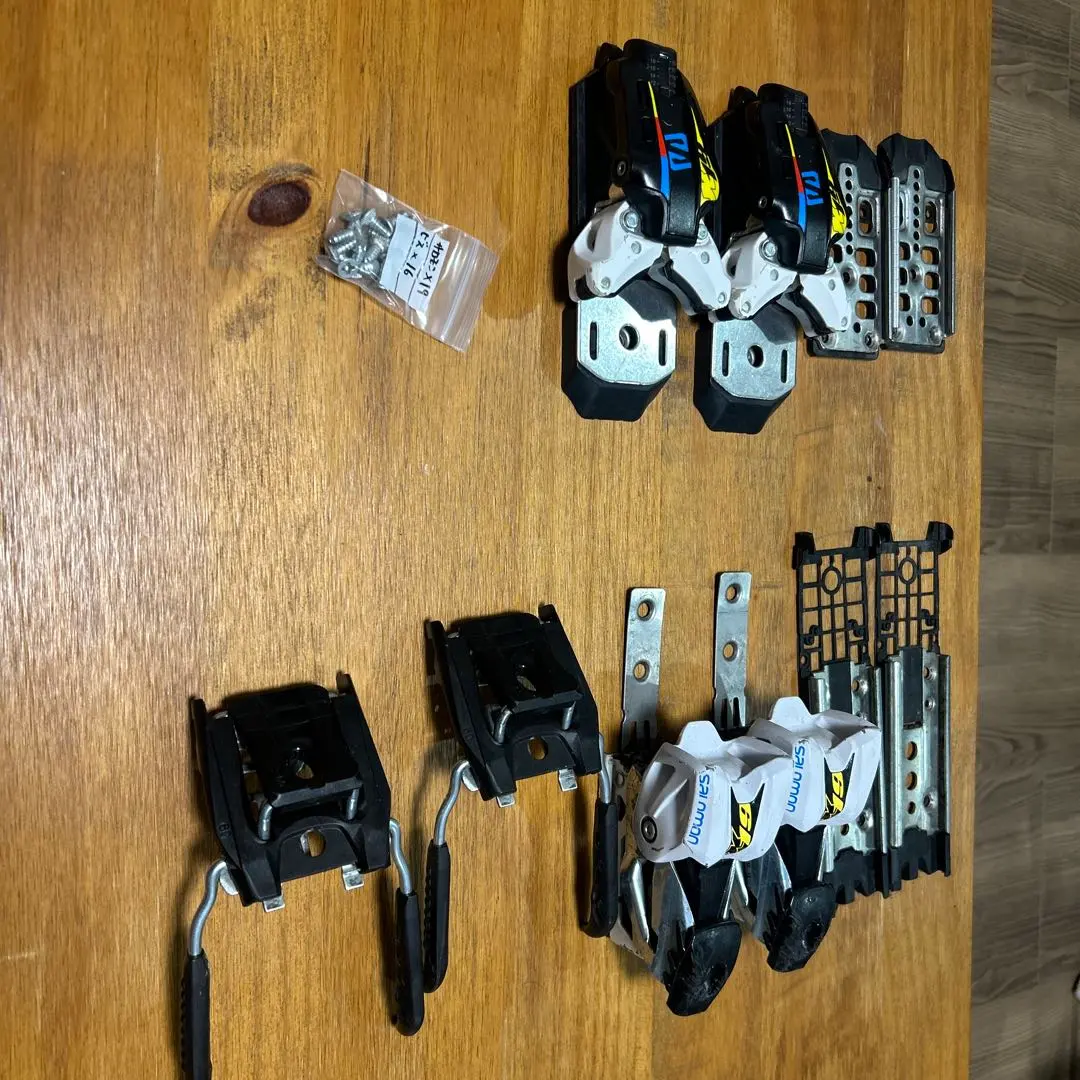 懐かしスキービンディング金具 サロモンSALOMON（555EQIPE