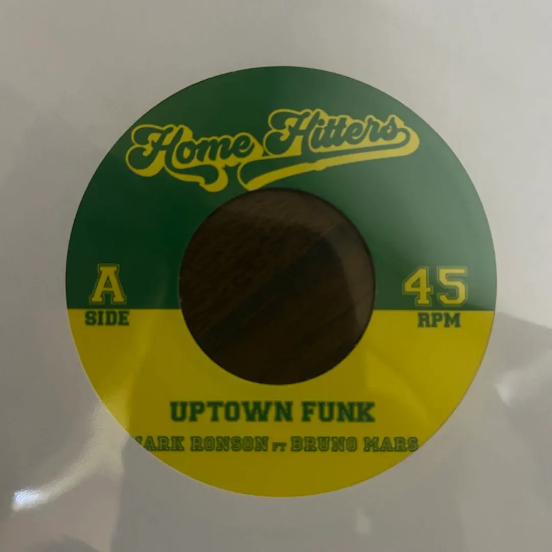 2026年最新】Uptown funkの人気アイテム - メルカリ