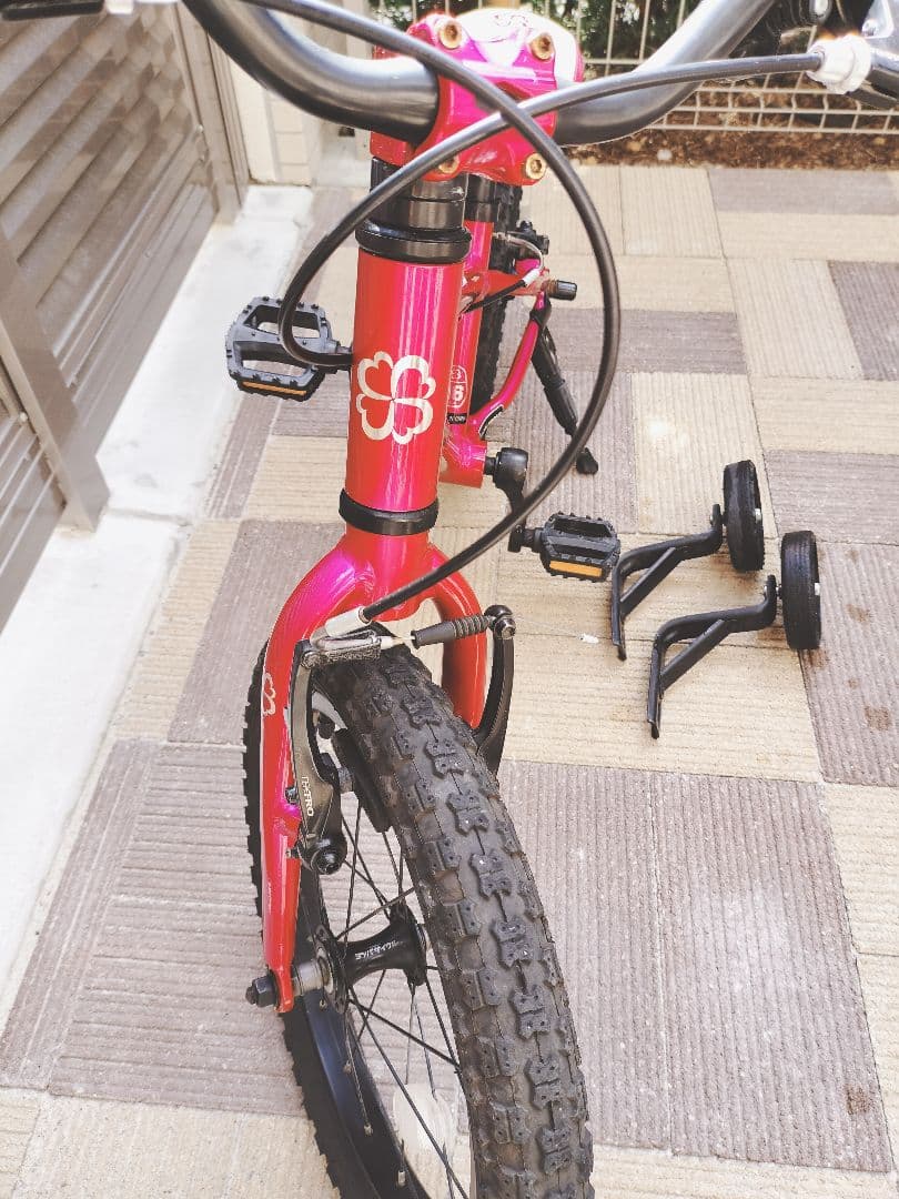 川崎市内引渡希望】ヨツバサイクル ピンク 16インチ - メルカリ