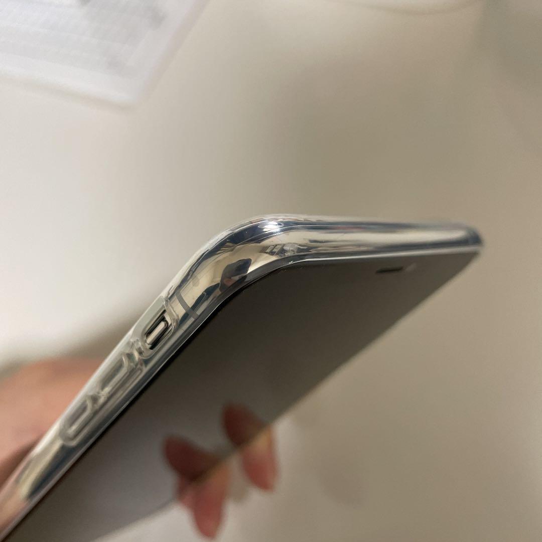 本日発送】iPhone Xs Max Silver 64 GB SIMフリー - メルカリ