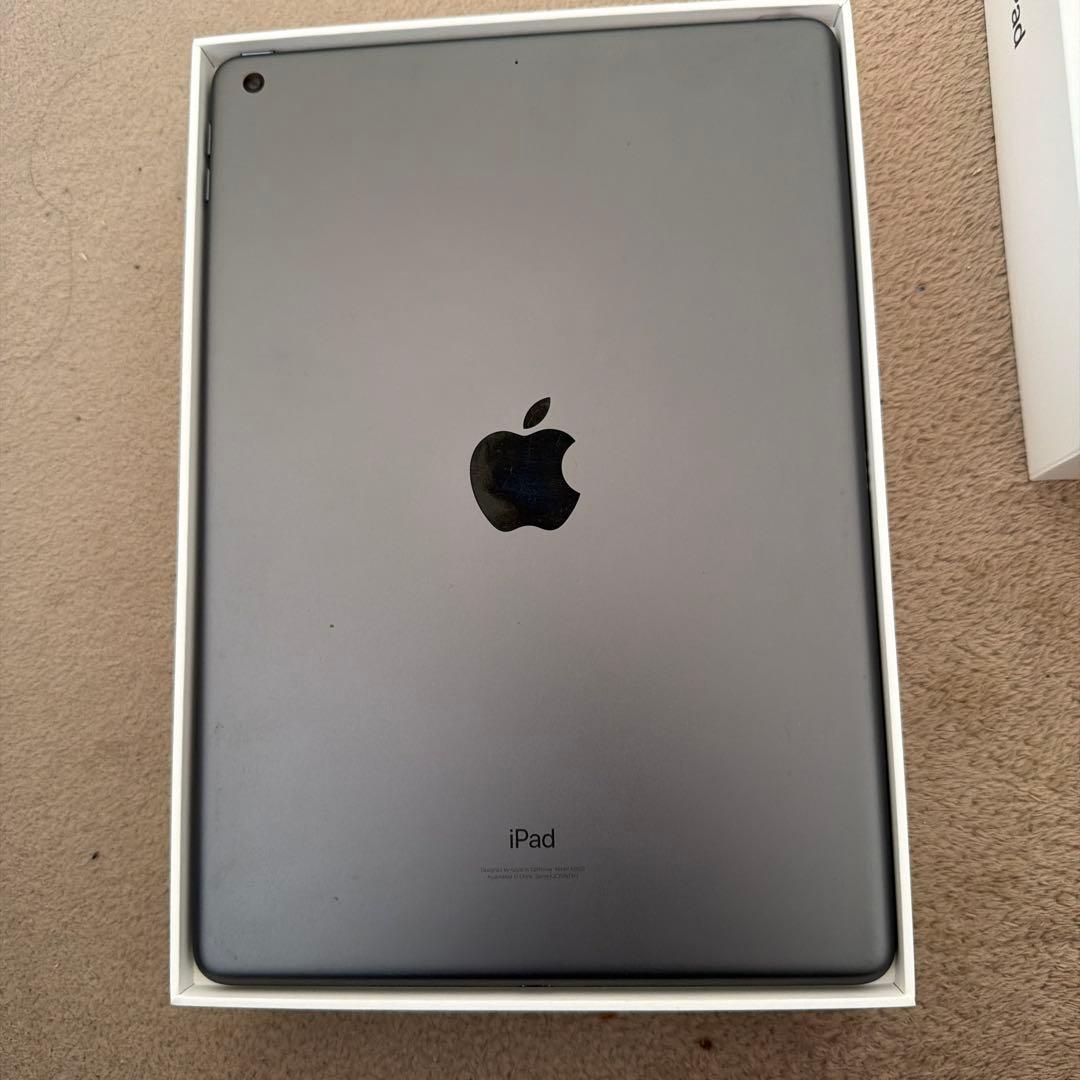 Apple iPad スペースグレー 本体 9世代 Amazon.co.jp: 【整備済み品】 Apple iPad (第9世代) Wi-Fi +