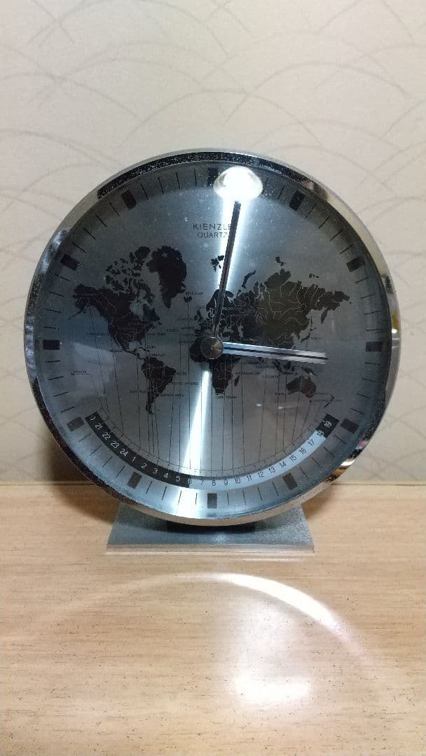 最終値下げ！ドイツ製　KIENZLE　アンティーク　激レア　希少　クォーツ置時計 ヴィンテージ ドイツ製 KIENZLE オクタゴナル陶器壁時計