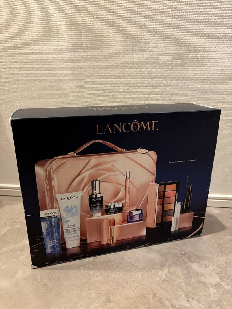 お値下げ☆ランコム holiday 2024 クリスマスコフレ LANCOM - メルカリ