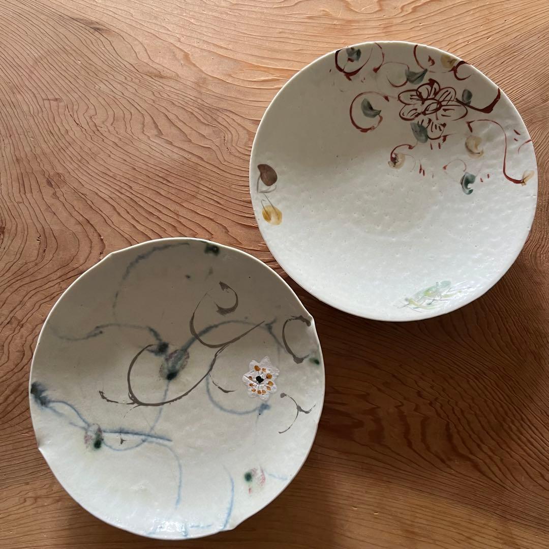 岡晋吾・岡さつき　皿 恒例の日本橋高島屋で 岡晋吾秋の器展が開催されています。 今年の暑い