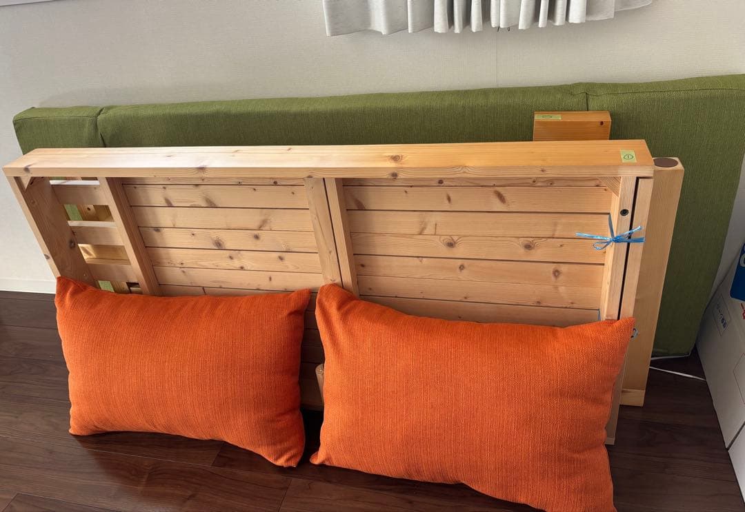 うえさん　パイン材の伸長式ソファーベッド ［床面すのこベッドタイプ］ パイン材の伸長式ソファーベッド ［床面すのこベッドタイプ］｜通販の