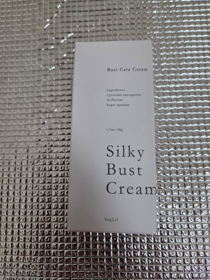 Silky Bust Cream 50g バストケアクリーム - メルカリ