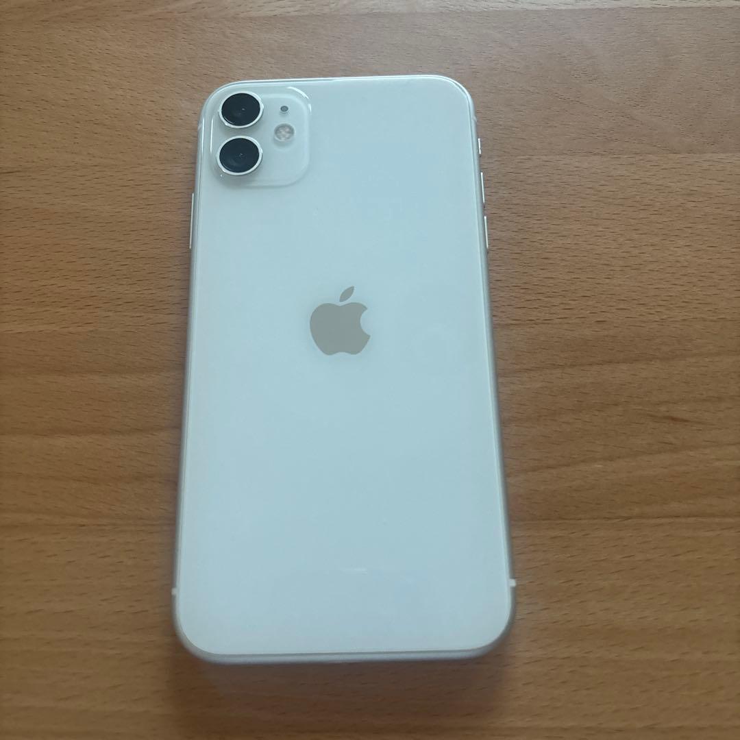 Apple iPhone 11 ホワイト 本体+箱付き - メルカリ