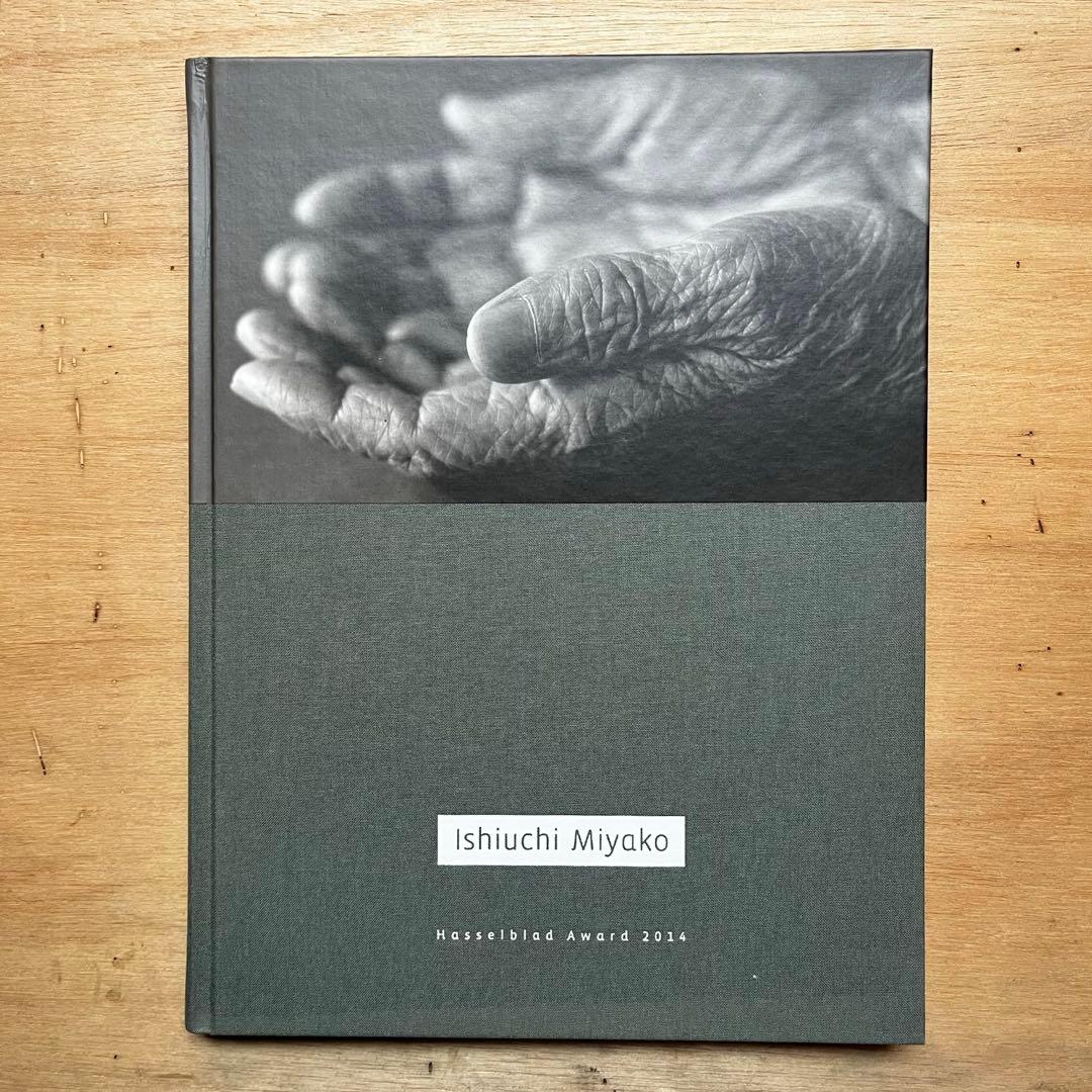 石内都 - Hasselblad Award 2014 写真集 Ishiuchi Miyako Hasselblad Award 2014 / Miyako Ishiuchi | 小宮山