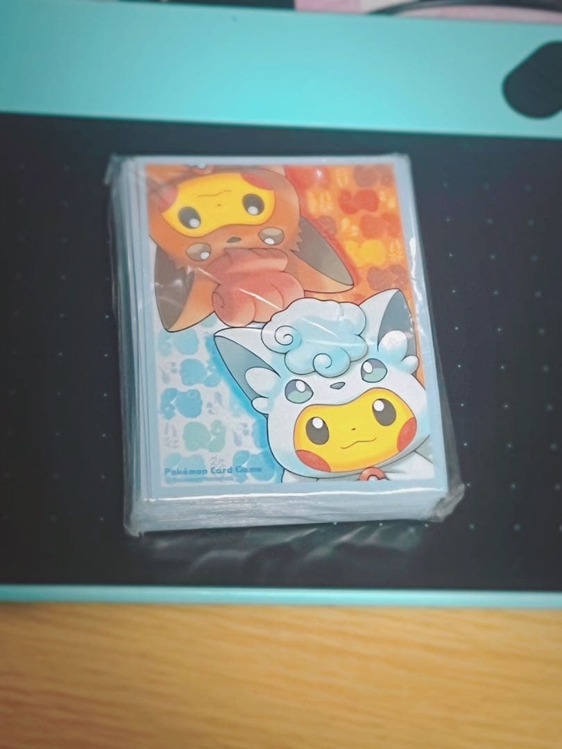 【60枚】ロコン ポンチョ デッキシールド ポケモンカード ポケカ スリーブ Pokemon（ポケモン） ポケモンセンターオリジナル ポケモンカード