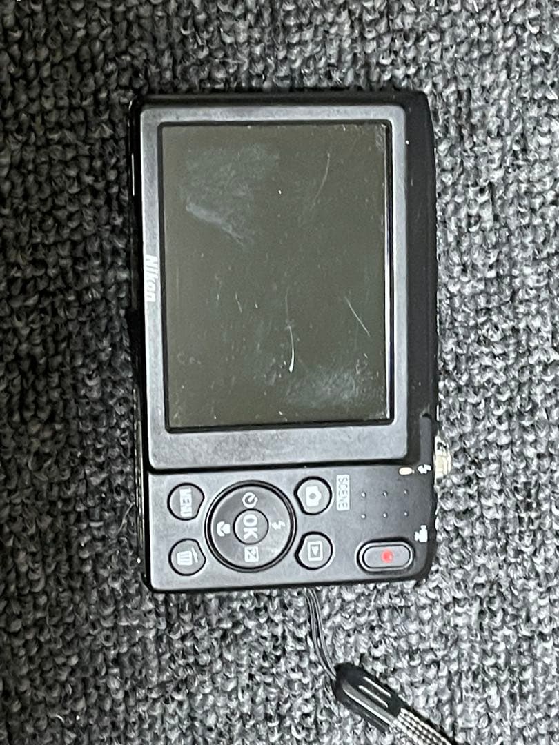 デジタルカメラ Nikon COOLPIX A100 Amazon | Nikon デジタルカメラ COOLPIX A100 光学5倍 2005万画素