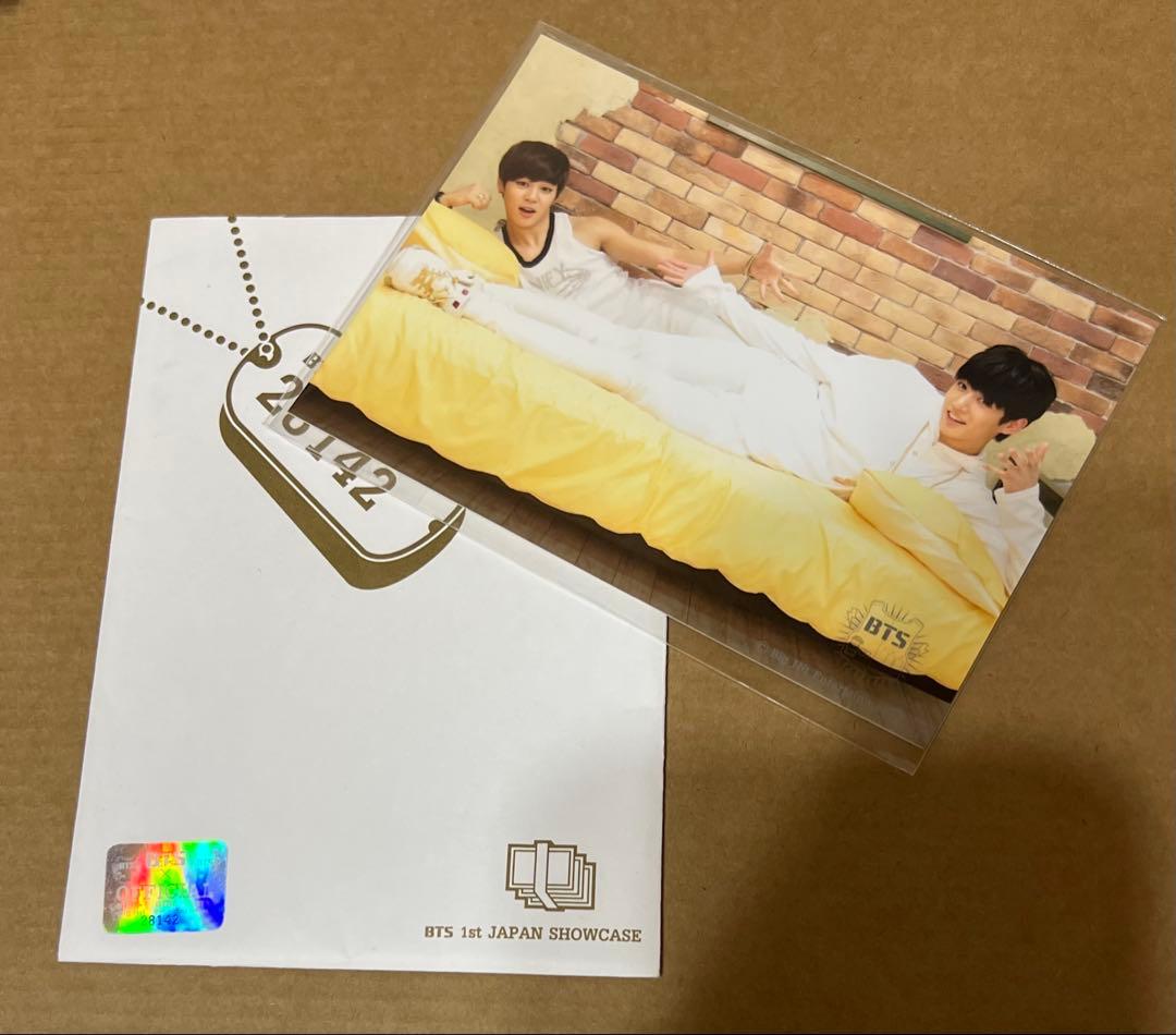BTS 1st JAPAN SHOWCASE 生写真【公式】 - メルカリ