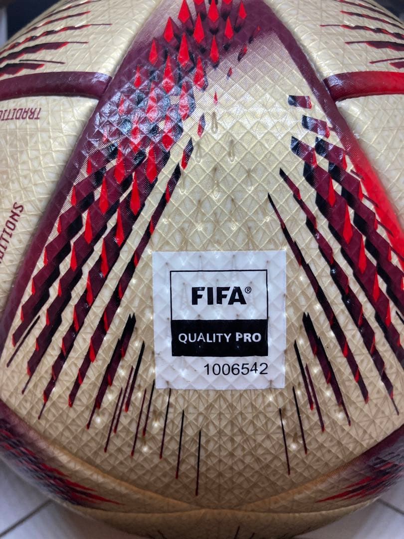 激レア 2022サッカーW杯 カタール大会決勝用公式球アル・ヒルム - メルカリ