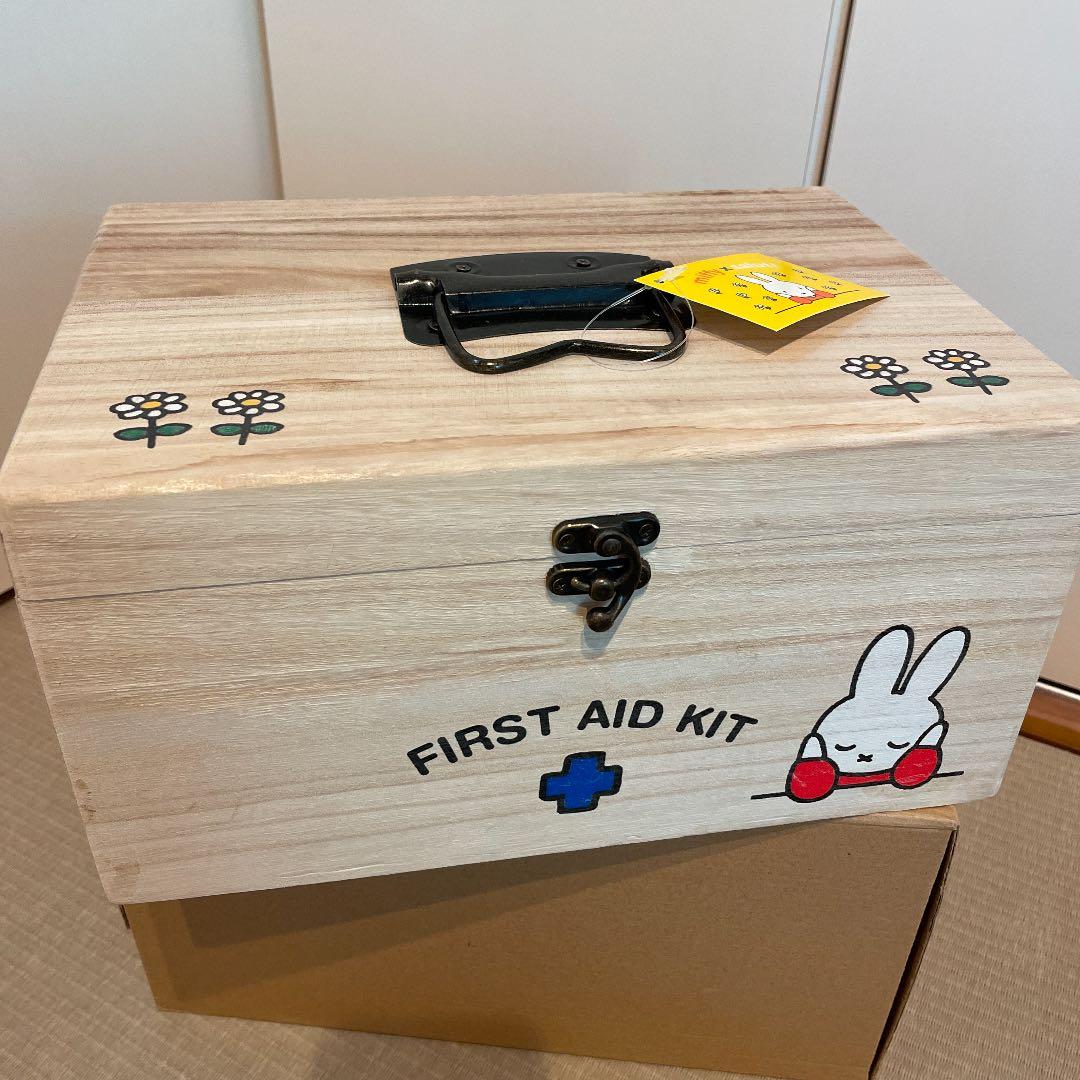 サリュ ミッフィー 救急箱 - メルカリ