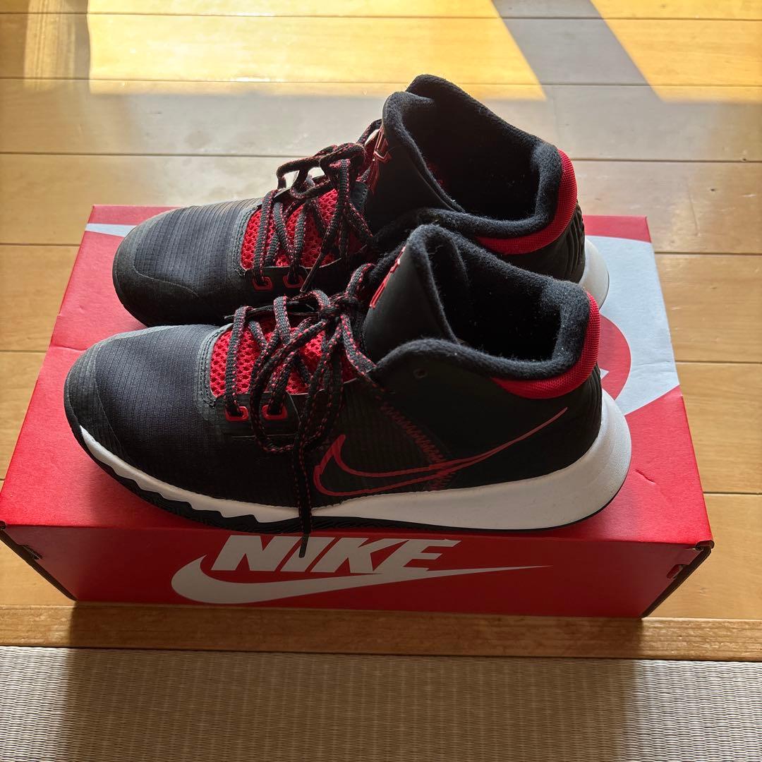 NIKE バスケットボールシューズ 黒/赤 23.5cm - メルカリ