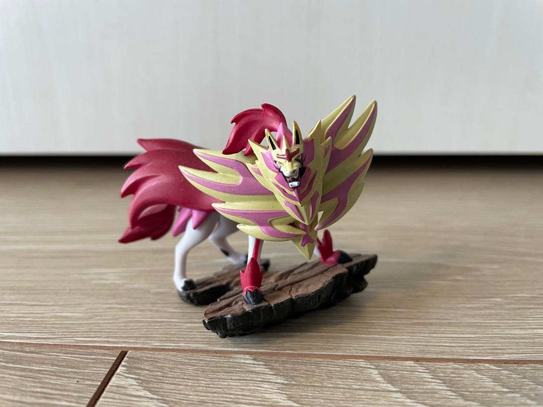 海外版 希少 ポケモン ザシアン ザマゼンタ 色違い フィギュア 2体