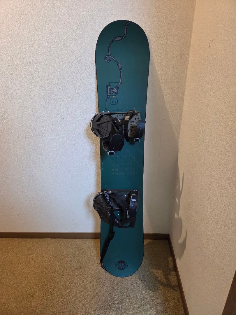 スノーボード 緑色 ハンマー デザイン ハンマーヘッドのスノーボードのおすすめ人気ランキング | マイベスト